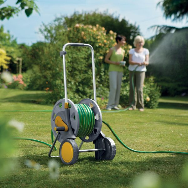 AVVOLGITUBO A CARRELLO CON 30 MT TUBO E PISTOLA