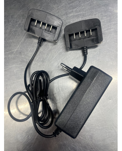 CARICABATTERIA STOCKER CARICABATTERIA STOCKER